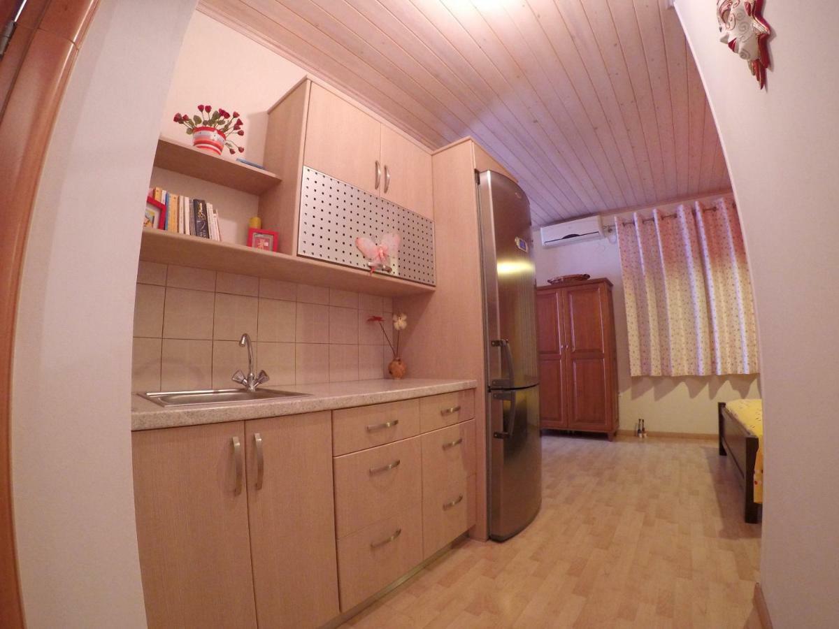 Papadogiannopoulos House Эйон Экстерьер фото